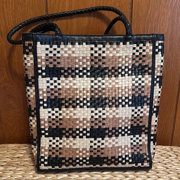Stylish Black and Brown Woven Tote Bag Made by BEMBIEN - Picture 1 of 11